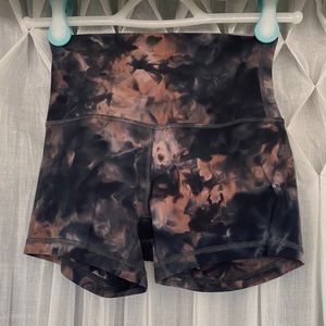 Lululemon Align Tie Dye Shorts (Inseam 4”)